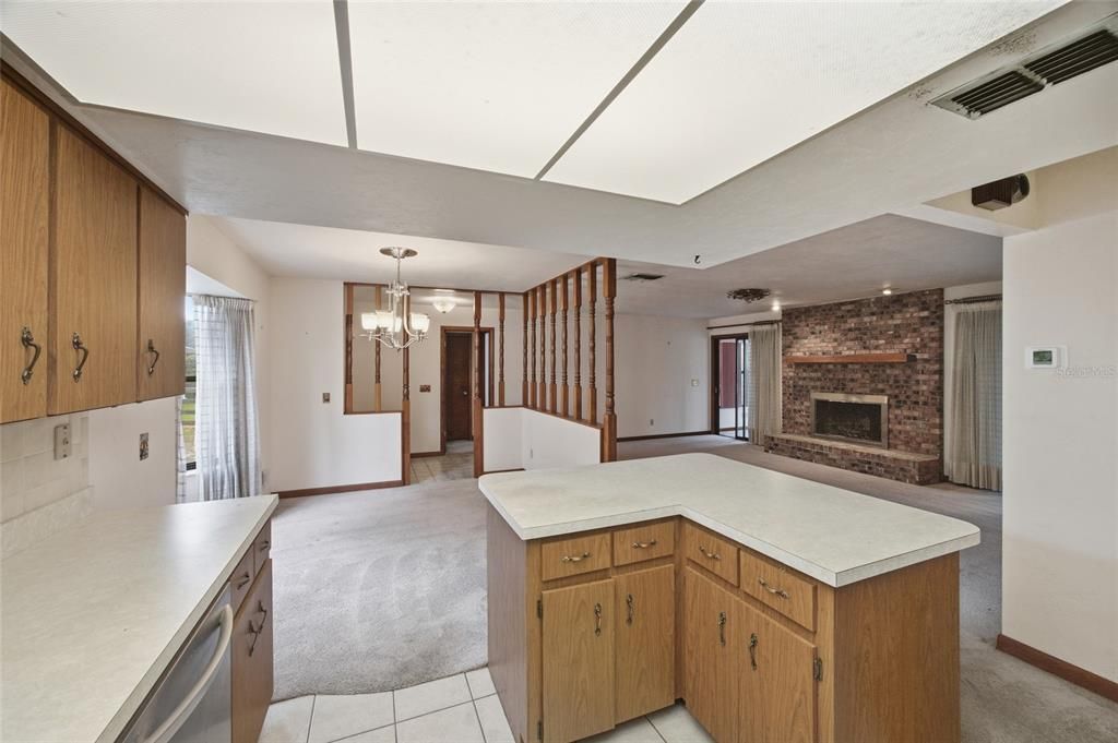 For Sale: $445,000 (2 beds, 2 baths, 1802 Square Feet)