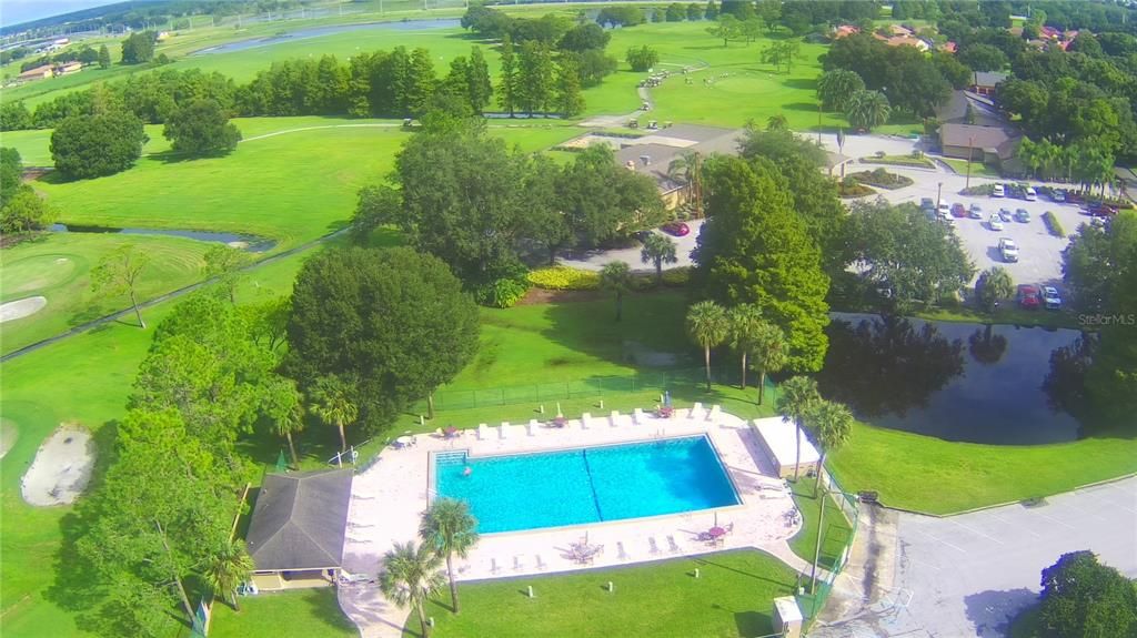 For Sale: $299,999 (2 beds, 2 baths, 1293 Square Feet)