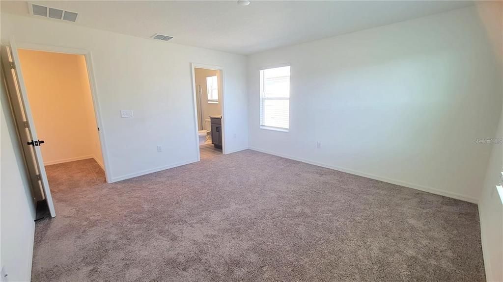 For Sale: $315,000 (3 beds, 2 baths, 1400 Square Feet)