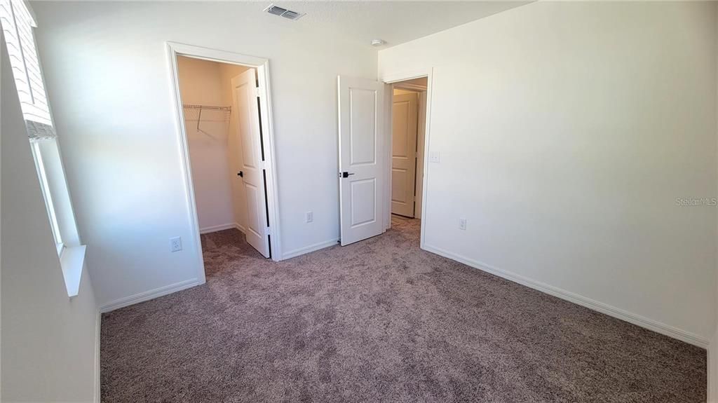 For Sale: $315,000 (3 beds, 2 baths, 1400 Square Feet)