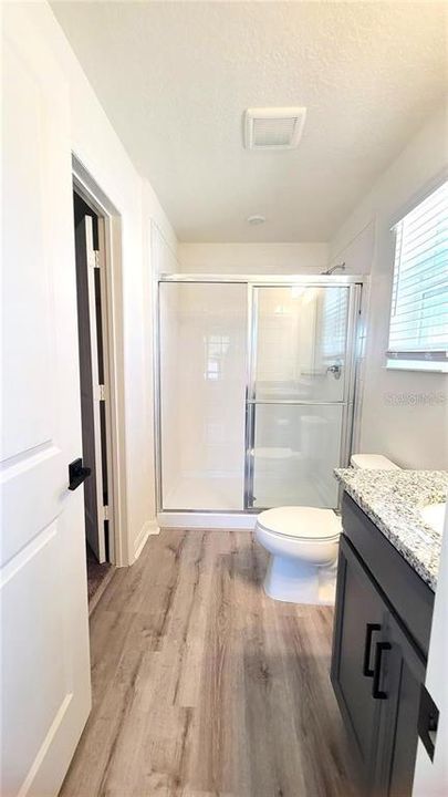 For Sale: $315,000 (3 beds, 2 baths, 1400 Square Feet)