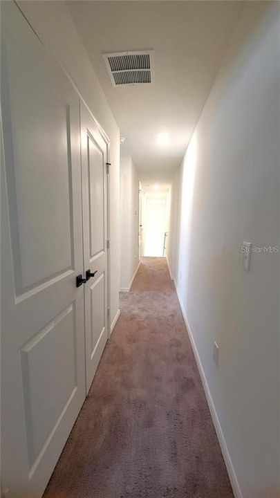 For Sale: $315,000 (3 beds, 2 baths, 1400 Square Feet)