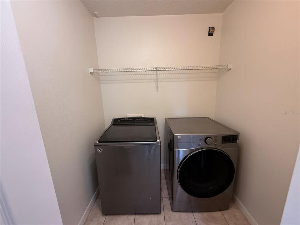 For Rent: $1,500 (2 beds, 2 baths, 2110 Square Feet)