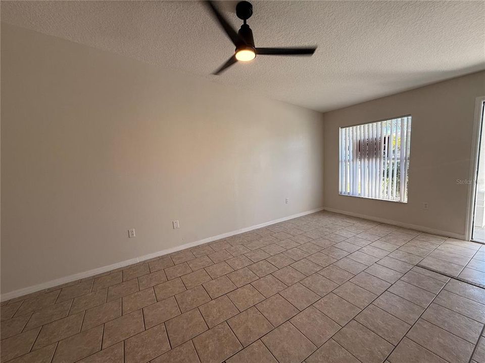 For Rent: $1,500 (2 beds, 2 baths, 2110 Square Feet)