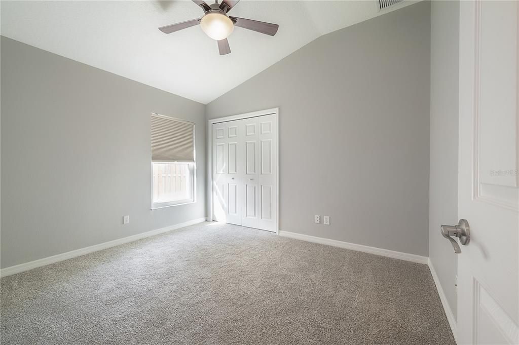 出租: $3,100 (3 贝兹, 2 浴室, 1549 平方英尺)