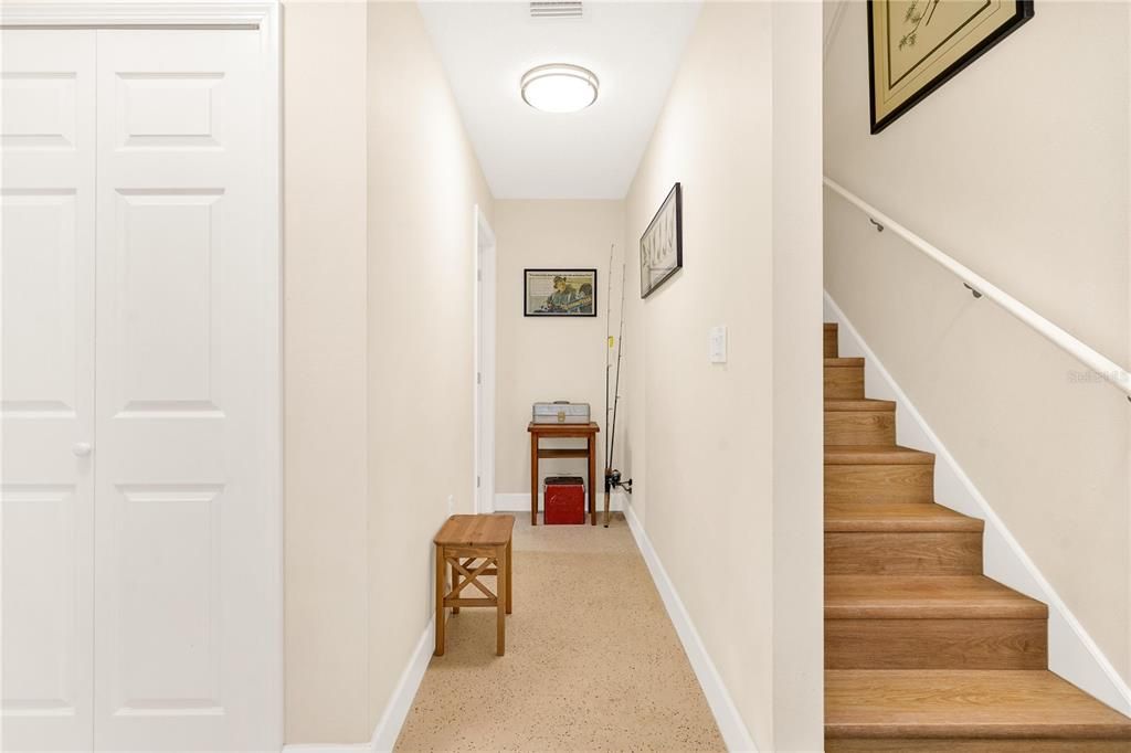 На продажу: $875,000 (2 спален, 2 ванн, 1915 Квадратных фут)