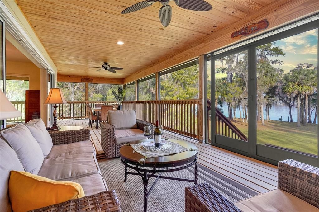 На продажу: $875,000 (2 спален, 2 ванн, 1915 Квадратных фут)