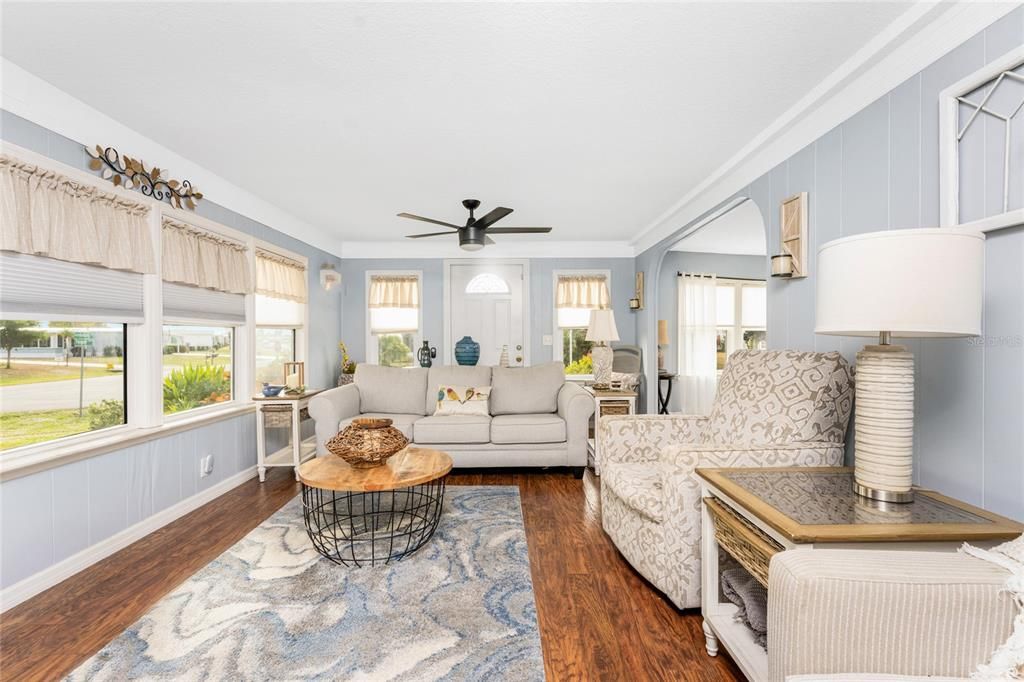 En Venta: $226,000 (2 camas, 2 baños, 1440 Pies cuadrados)