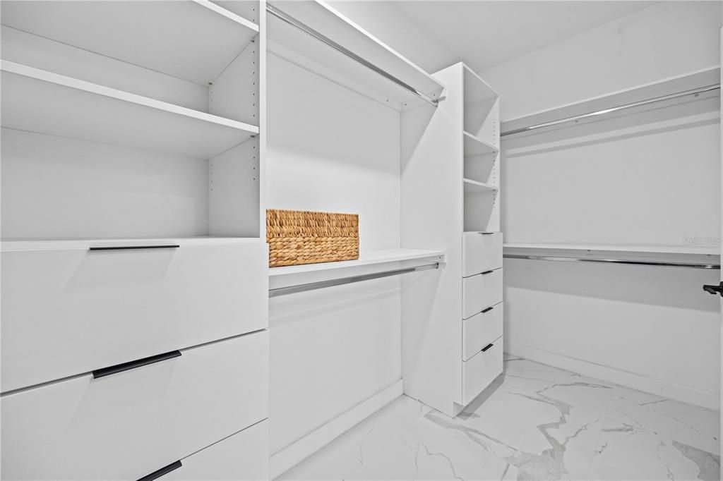 For Sale: $364,900 (3 beds, 2 baths, 1766 Square Feet)