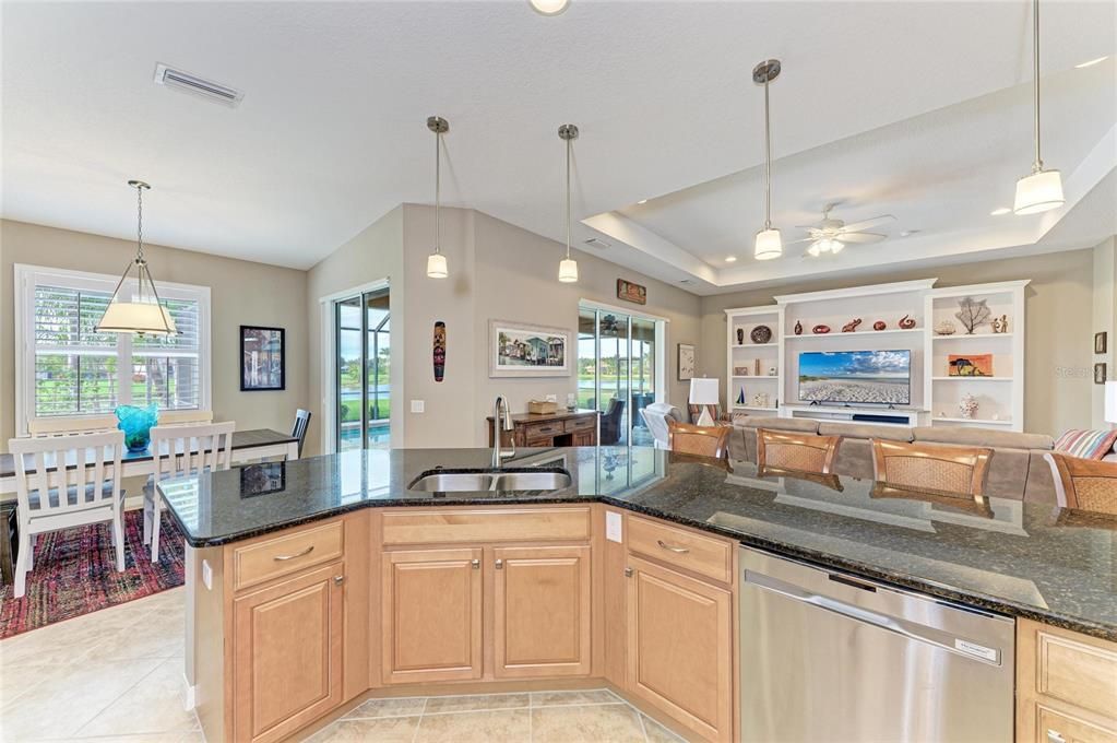 En Venta: $625,000 (3 camas, 2 baños, 1904 Pies cuadrados)