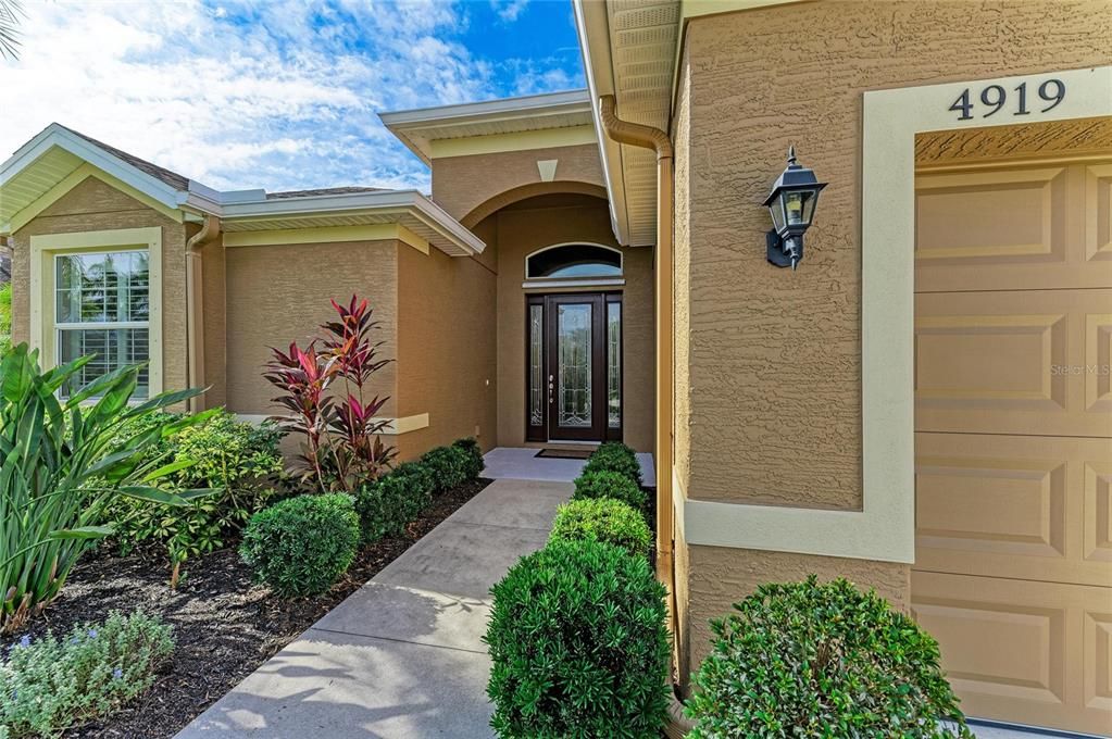 En Venta: $625,000 (3 camas, 2 baños, 1904 Pies cuadrados)