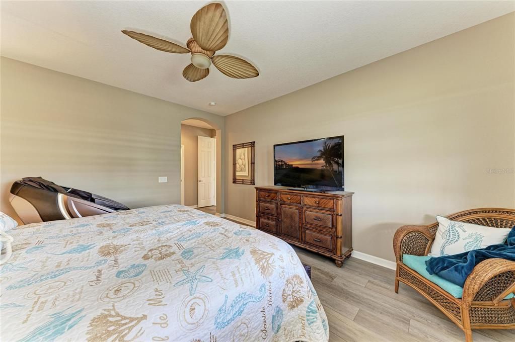 En Venta: $625,000 (3 camas, 2 baños, 1904 Pies cuadrados)