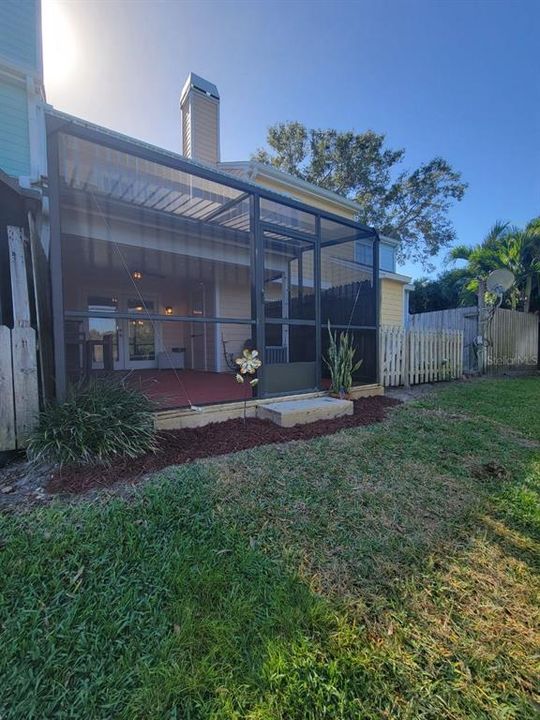 For Rent: $2,100 (2 beds, 2 baths, 1110 Square Feet)