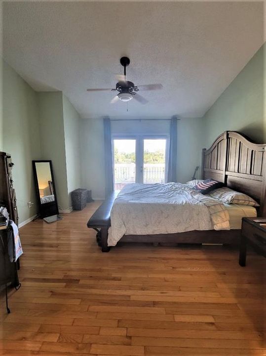 For Rent: $2,100 (2 beds, 2 baths, 1110 Square Feet)