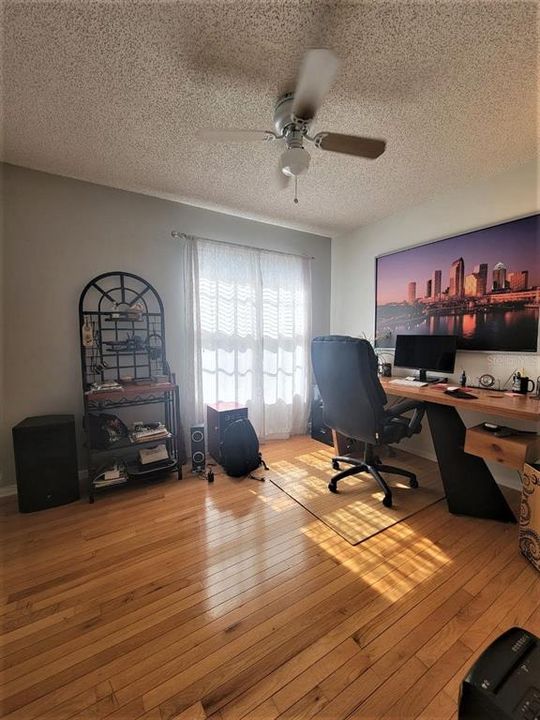 For Rent: $2,100 (2 beds, 2 baths, 1110 Square Feet)