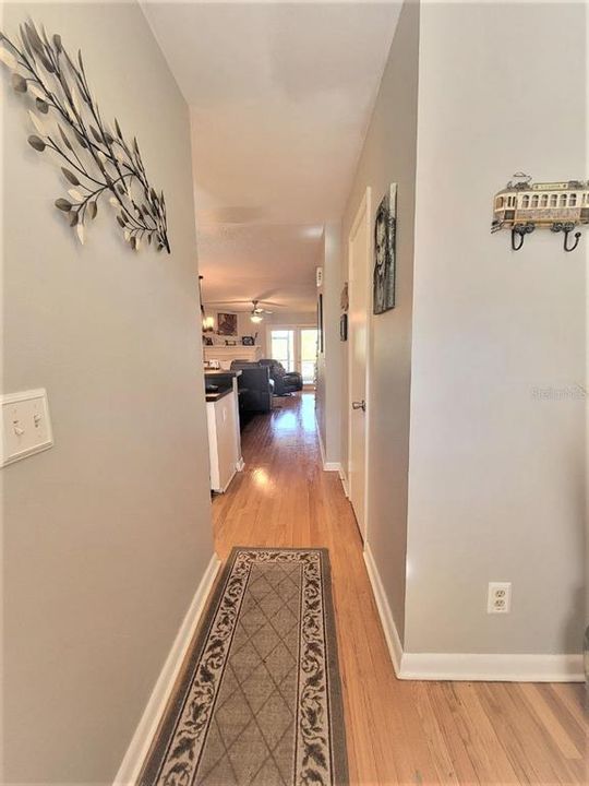 For Rent: $2,100 (2 beds, 2 baths, 1110 Square Feet)