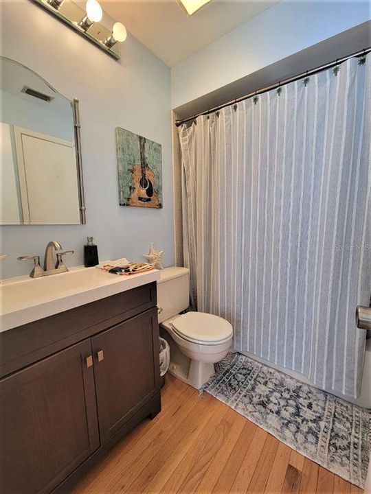 For Rent: $2,100 (2 beds, 2 baths, 1110 Square Feet)