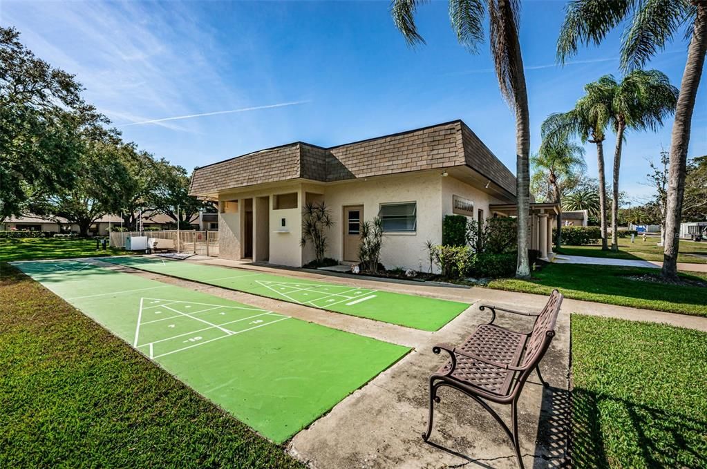 На продажу: $210,000 (2 спален, 2 ванн, 930 Квадратных фут)