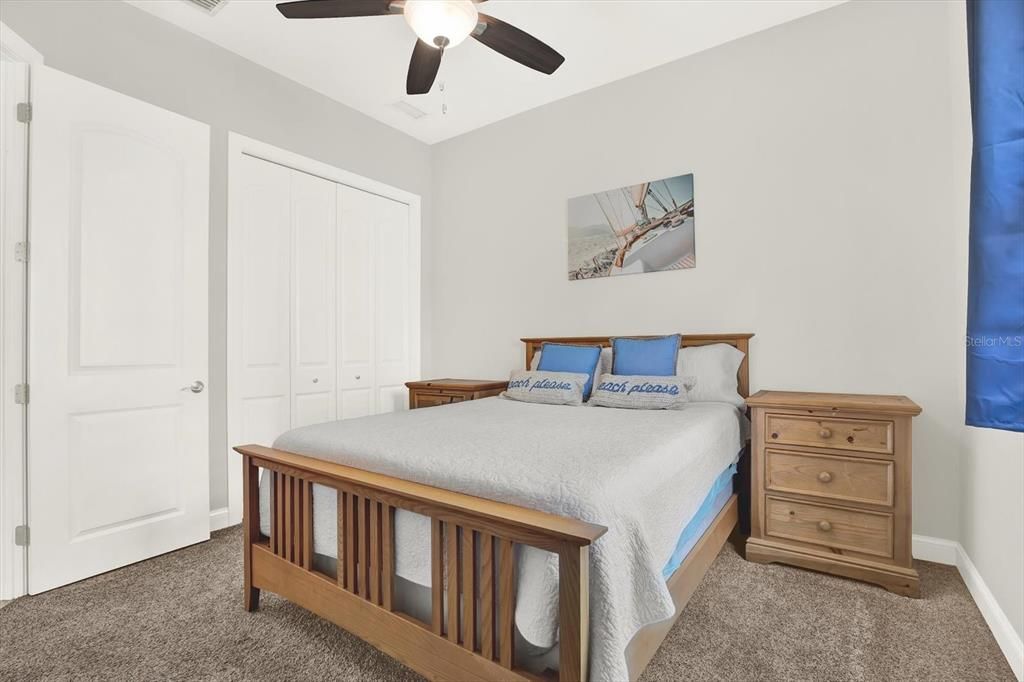 待售: $418,000 (3 贝兹, 2 浴室, 1924 平方英尺)