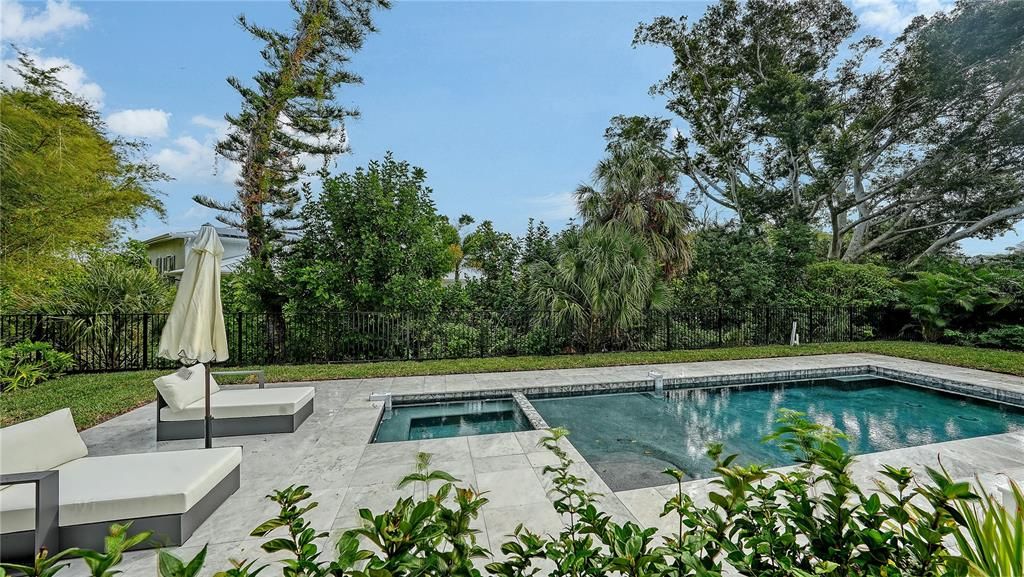 На продажу: $4,195,000 (4 спален, 4 ванн, 5238 Квадратных фут)