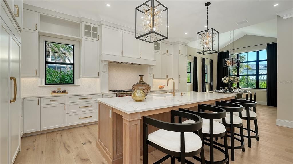 На продажу: $4,195,000 (4 спален, 4 ванн, 5238 Квадратных фут)