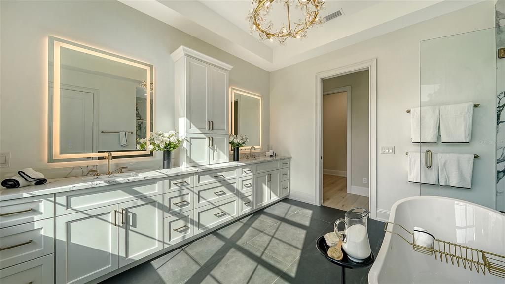 На продажу: $4,195,000 (4 спален, 4 ванн, 5238 Квадратных фут)