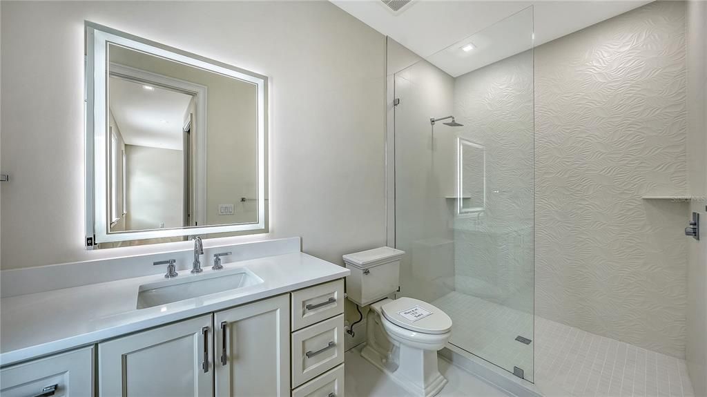 На продажу: $4,195,000 (4 спален, 4 ванн, 5238 Квадратных фут)