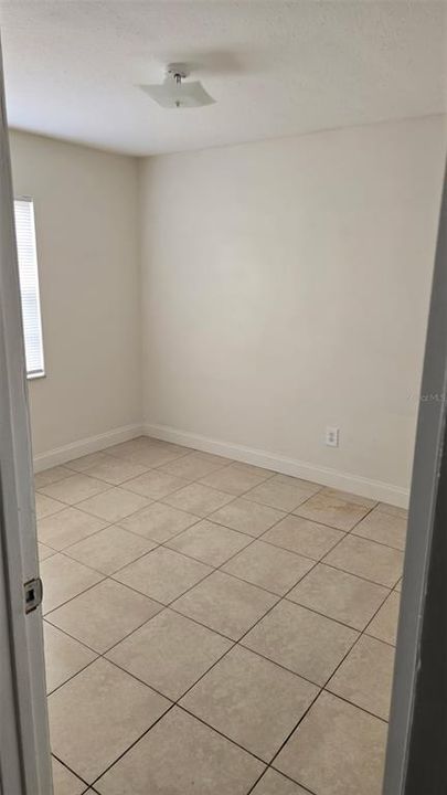 出租: $1,500 (2 贝兹, 1 浴室, 783 平方英尺)