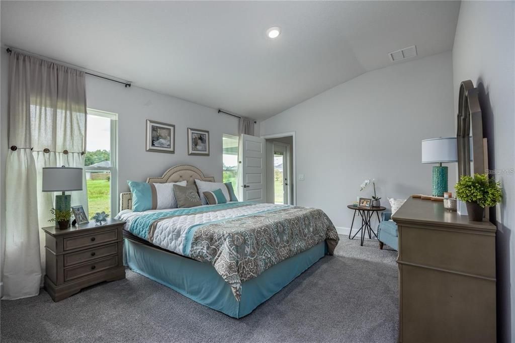 For Sale: $347,400 (4 beds, 2 baths, 1635 Square Feet)