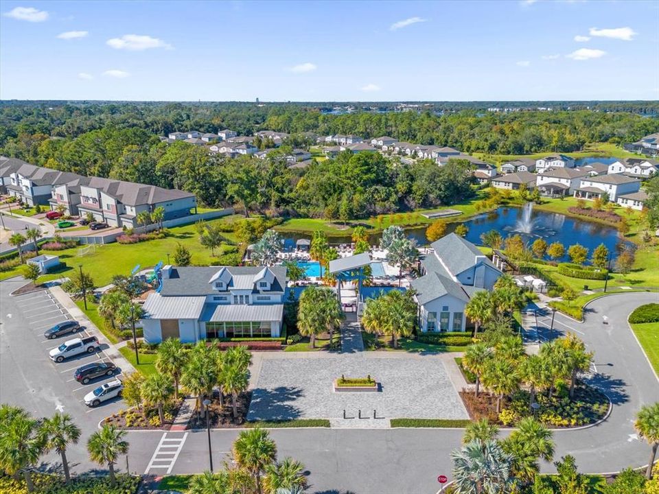 For Sale: $740,000 (4 beds, 3 baths, 2587 Square Feet)