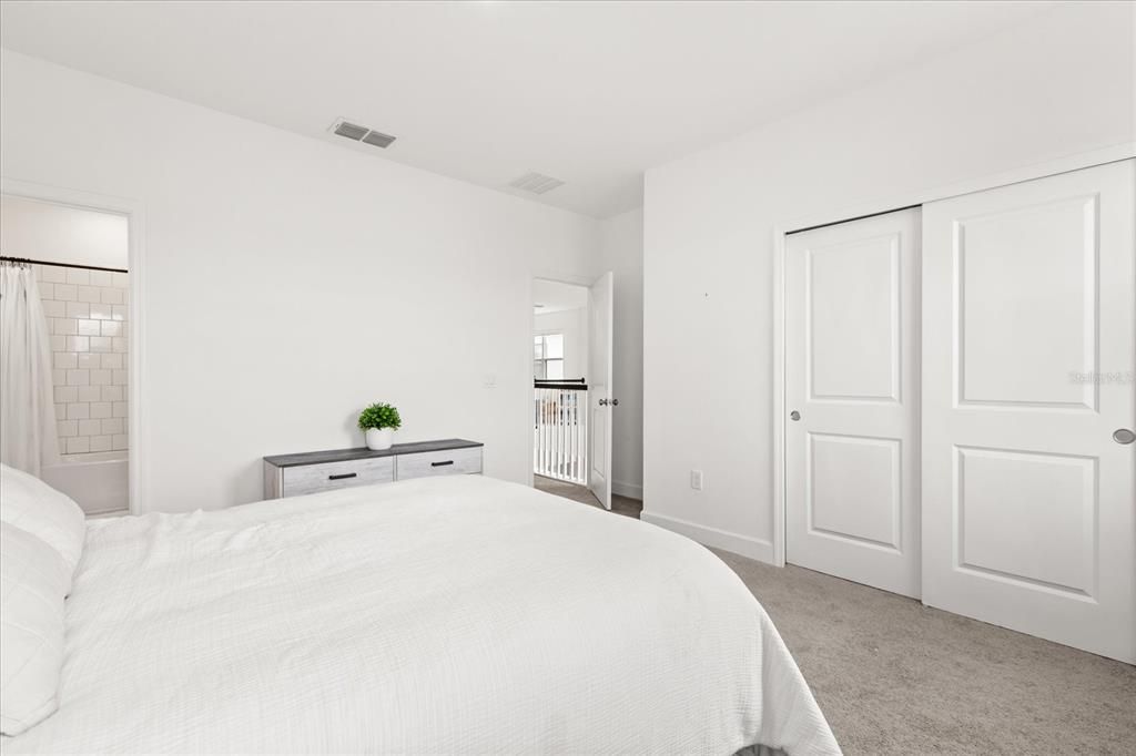 For Sale: $740,000 (4 beds, 3 baths, 2587 Square Feet)