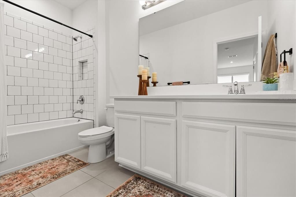 For Sale: $740,000 (4 beds, 3 baths, 2587 Square Feet)