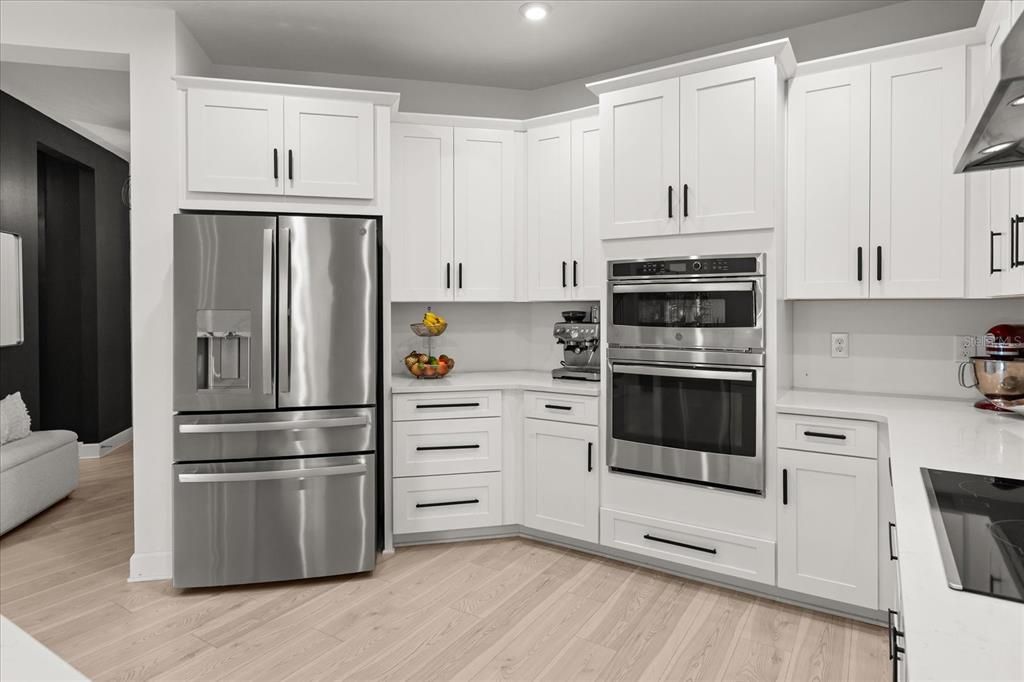 For Sale: $740,000 (4 beds, 3 baths, 2587 Square Feet)