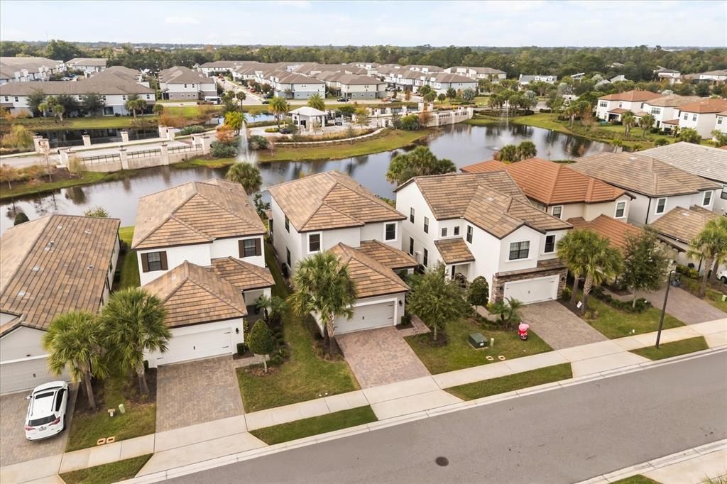 For Sale: $740,000 (4 beds, 3 baths, 2587 Square Feet)