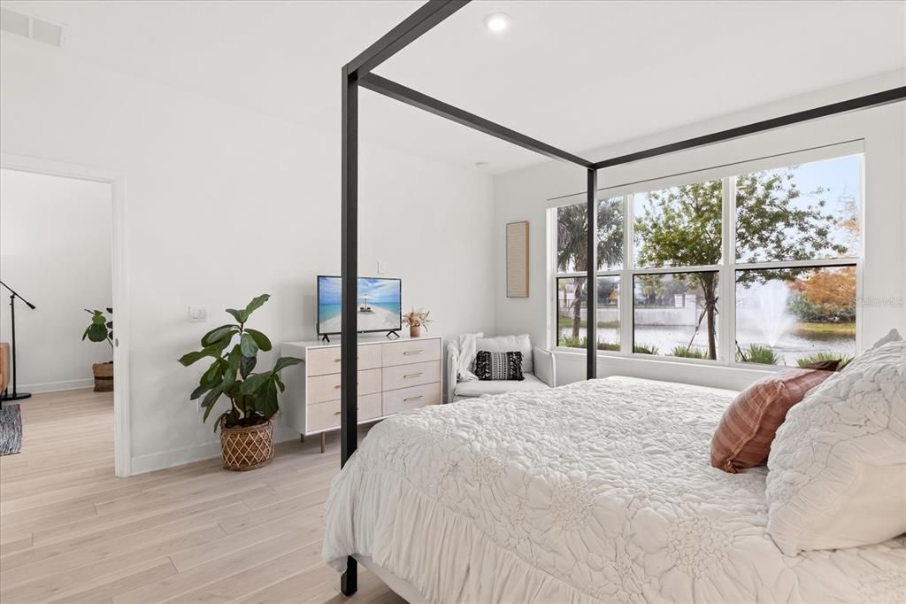 For Sale: $740,000 (4 beds, 3 baths, 2587 Square Feet)