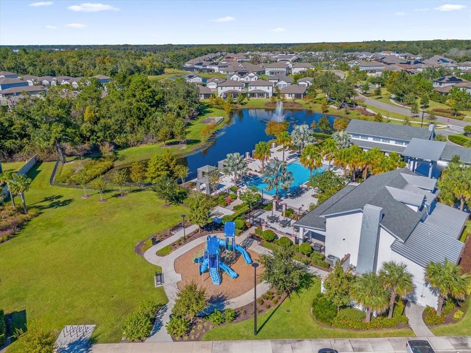 For Sale: $740,000 (4 beds, 3 baths, 2587 Square Feet)