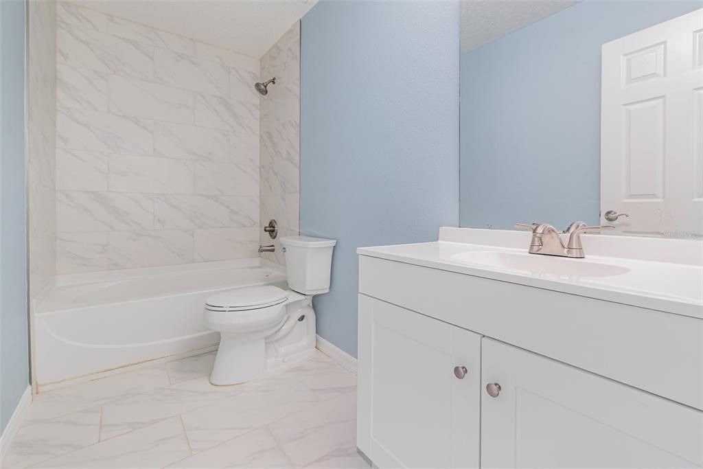 待售: $610,000 (4 贝兹, 2 浴室, 2332 平方英尺)