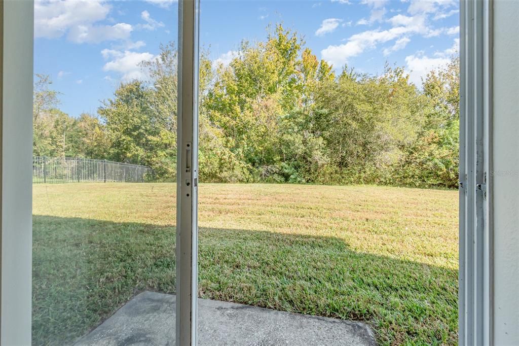 待售: $610,000 (4 贝兹, 2 浴室, 2332 平方英尺)