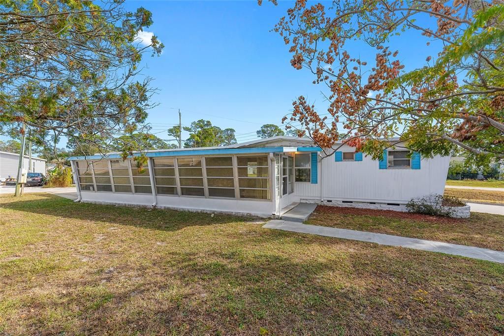 На продажу: $138,000 (2 спален, 2 ванн, 1094 Квадратных фут)