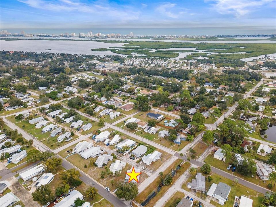 На продажу: $138,000 (2 спален, 2 ванн, 1094 Квадратных фут)