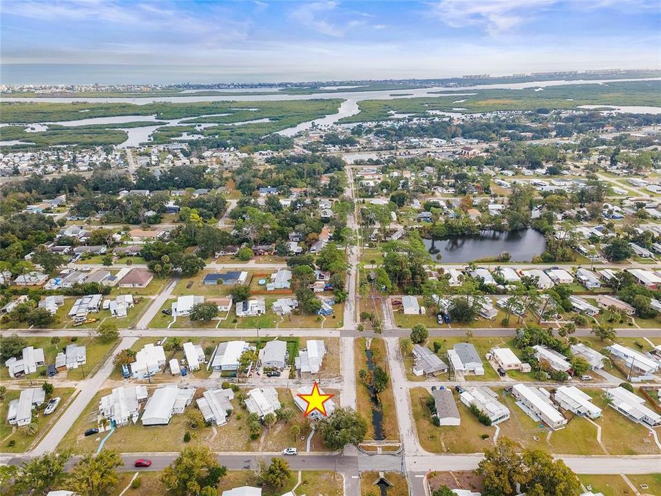 На продажу: $138,000 (2 спален, 2 ванн, 1094 Квадратных фут)