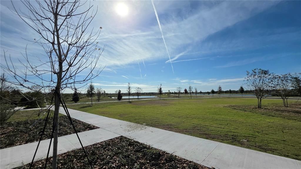 For Rent: $2,150 (4 beds, 2 baths, 1665 Square Feet)