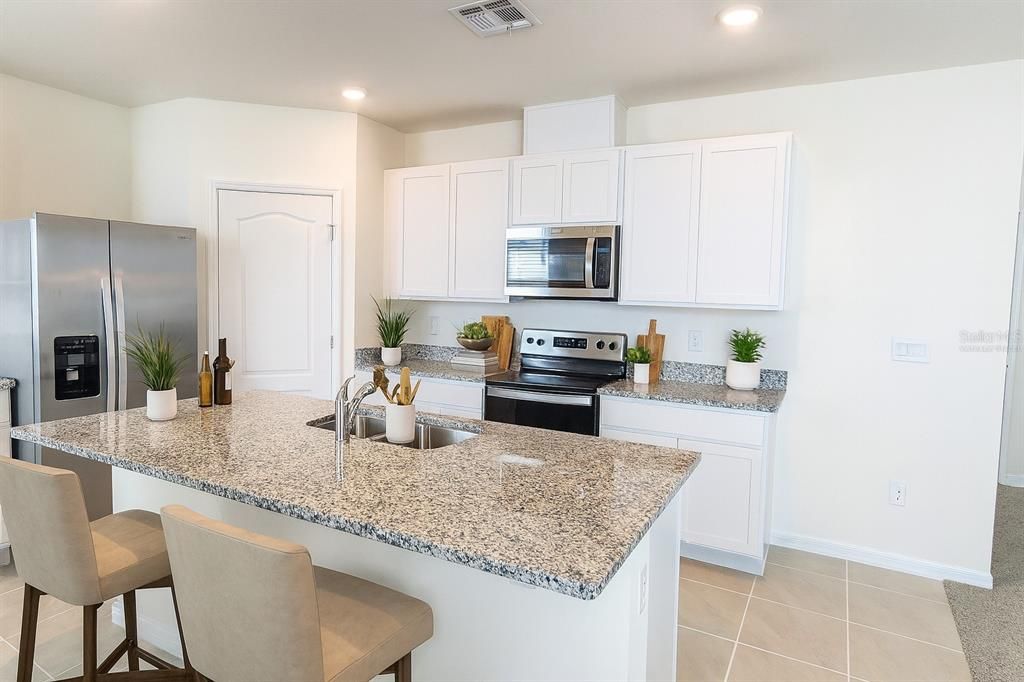 出租: $2,150 (4 贝兹, 2 浴室, 1665 平方英尺)