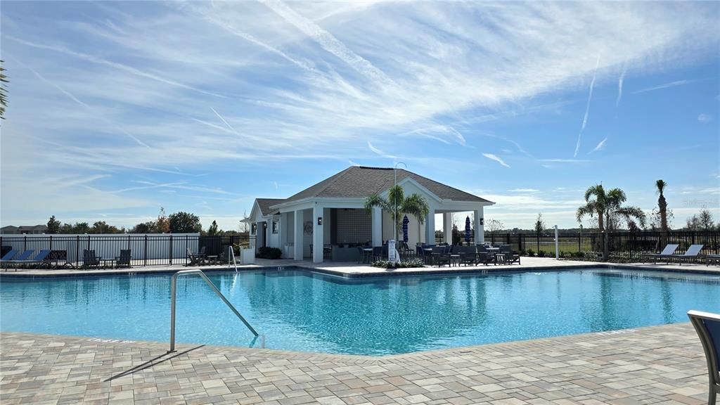 For Rent: $2,150 (4 beds, 2 baths, 1665 Square Feet)