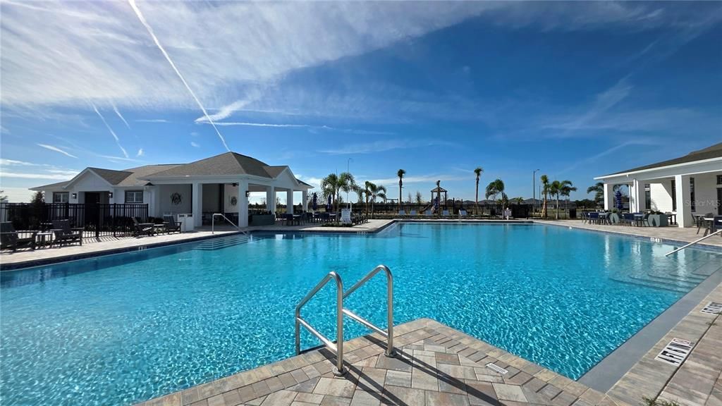 For Rent: $2,150 (4 beds, 2 baths, 1665 Square Feet)