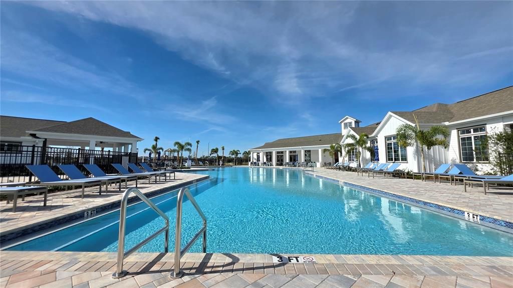 For Rent: $2,150 (4 beds, 2 baths, 1665 Square Feet)