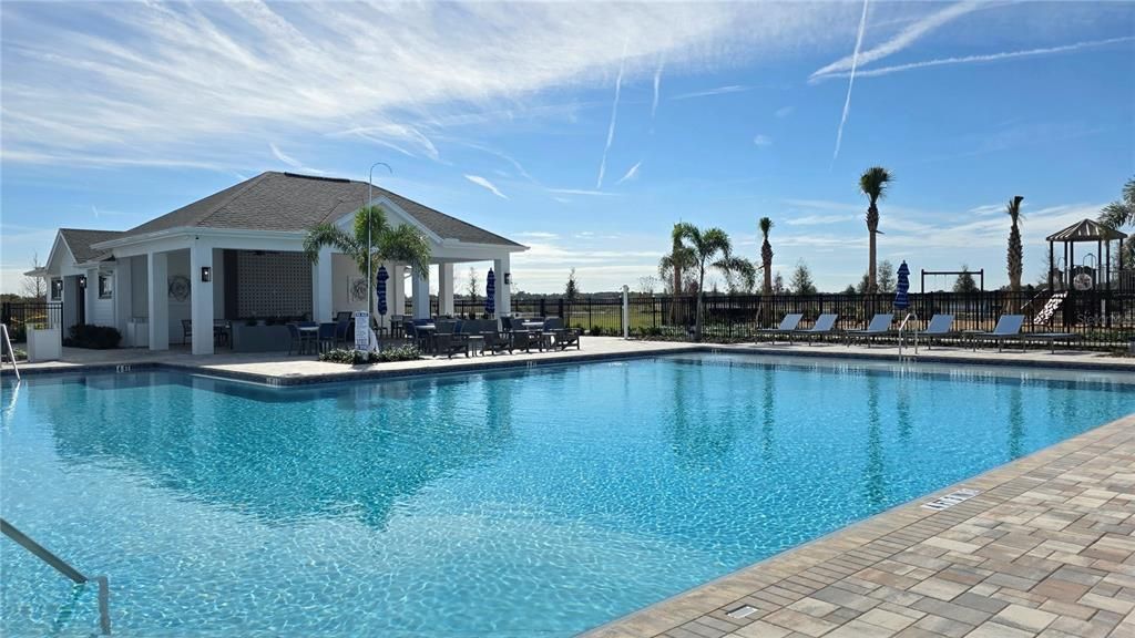 For Rent: $2,150 (4 beds, 2 baths, 1665 Square Feet)