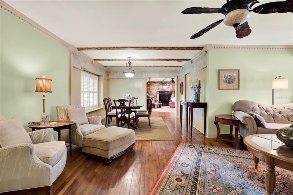 En Venta: $417,000 (3 camas, 2 baños, 2145 Pies cuadrados)