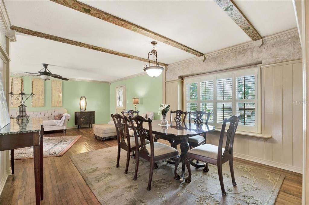 En Venta: $417,000 (3 camas, 2 baños, 2145 Pies cuadrados)