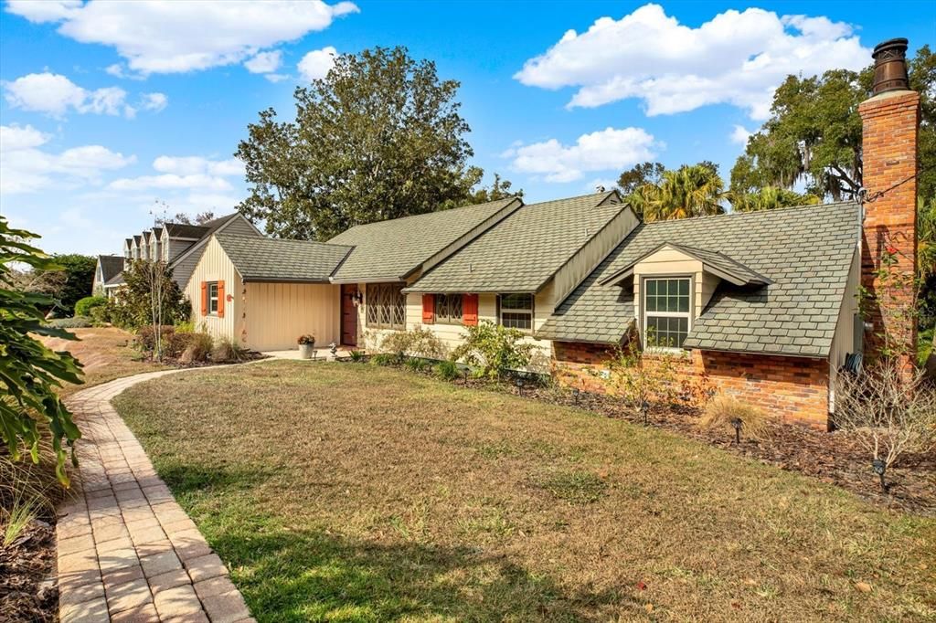 En Venta: $417,000 (3 camas, 2 baños, 2145 Pies cuadrados)